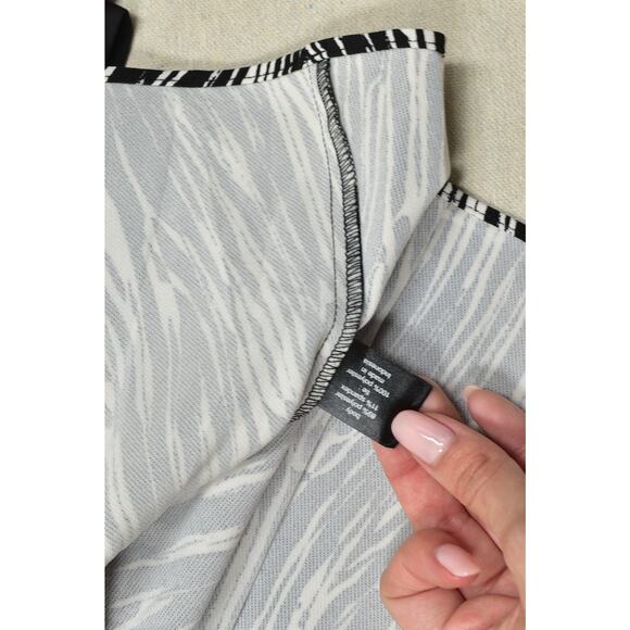 Lane Bryant Women's Plus Size 22/24 Zebra Print Tunic Top Crewneck Polyester - Picture 7 of 8